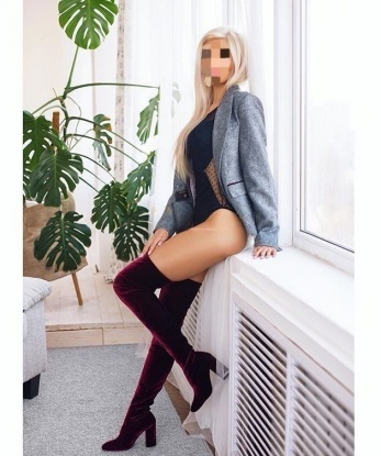 Карина, 21 год, 2 размер груди